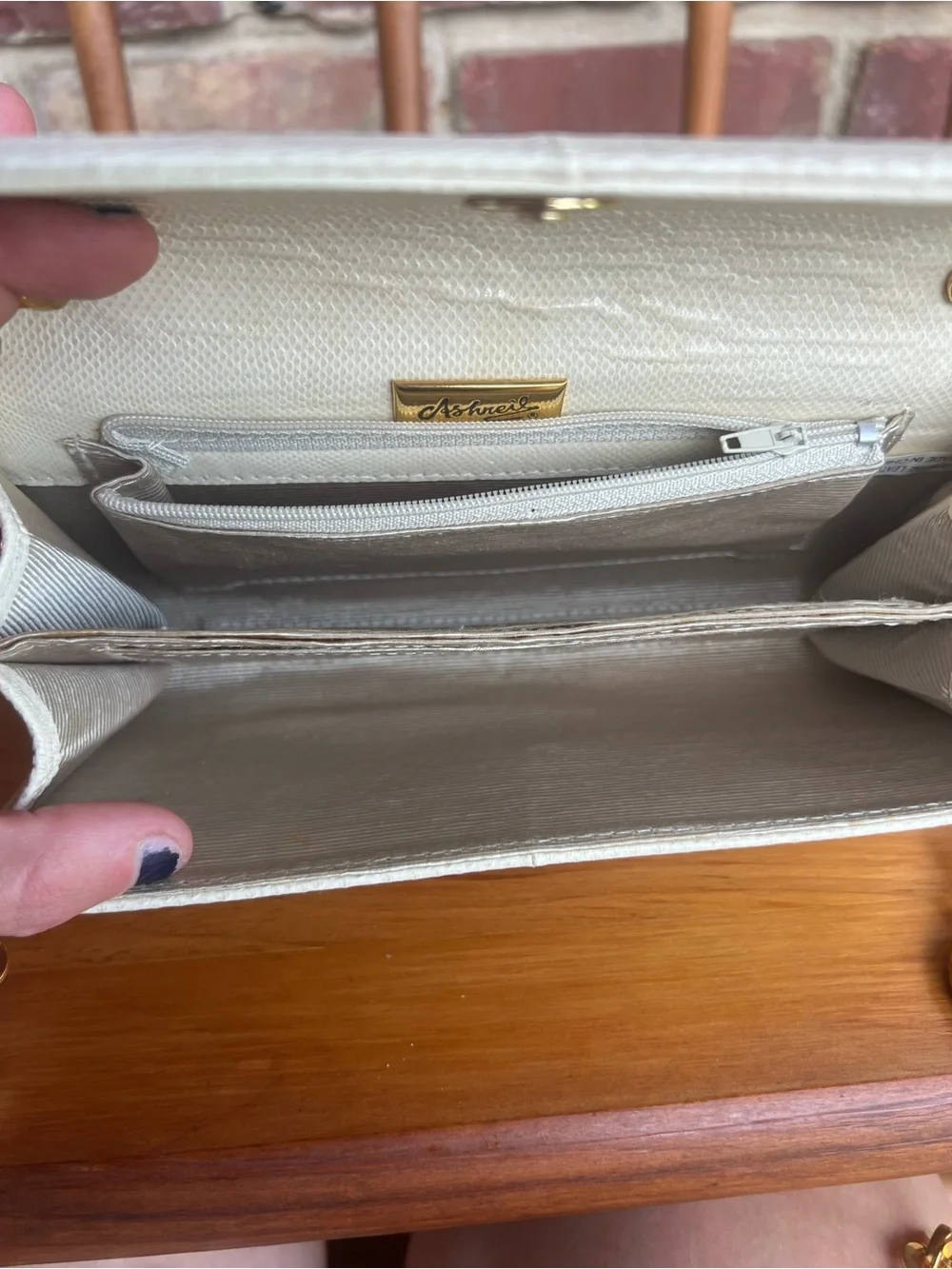 Vintage Ivory Snakeskin Embossed Leather Crossbody Clutch w/ Gold Jeweled Chain